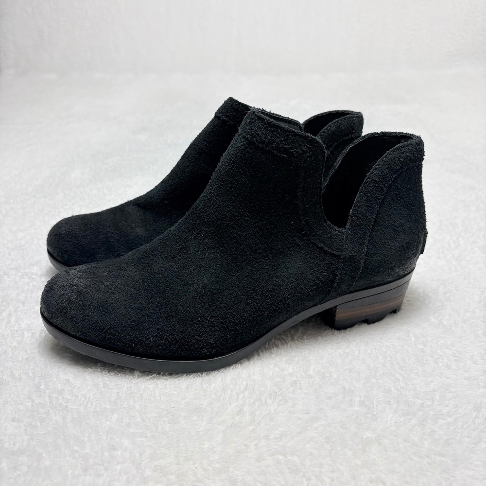 Sorel Lolla Cut Out Black Suede Ankle Boots Womens 8.5 NL3379-010 Lug Sole